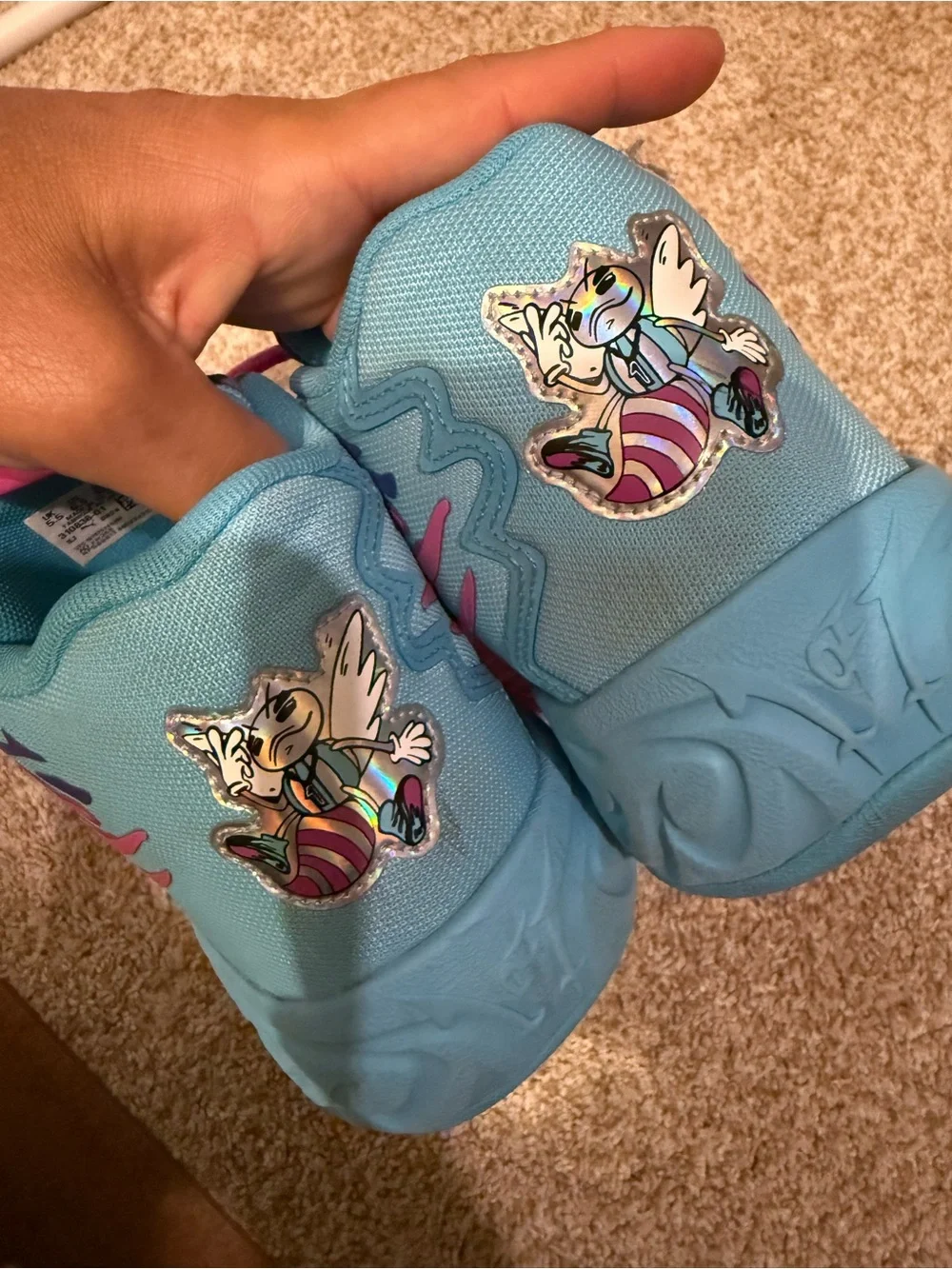 Rare PUMA x LAMELO BALL MB.04 Iridescent youth size 6.5 EUC